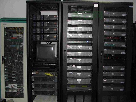 私服服务器租用