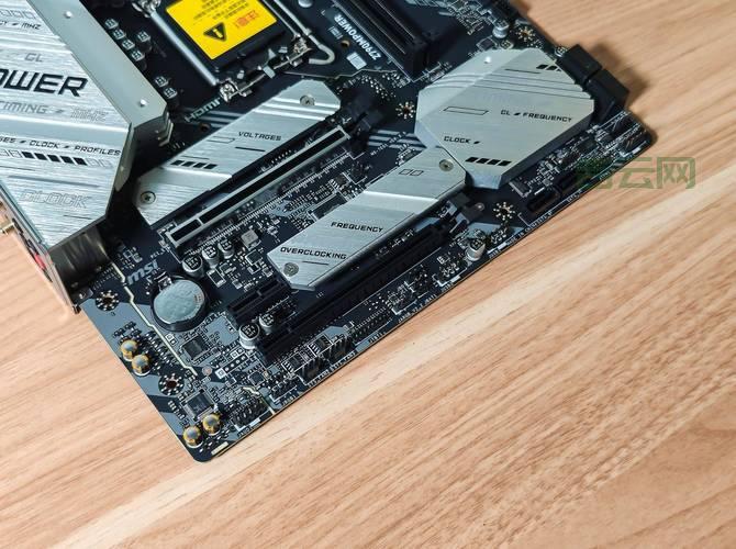 如何选择优质服务器硬件：电源、处理器、内存一应俱全